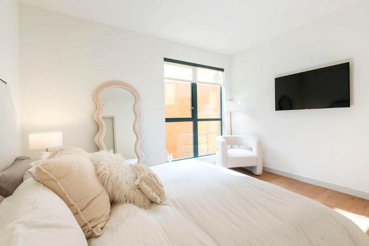 2Br Hollywood Luxurious Condo Los Angeles Exterior photo