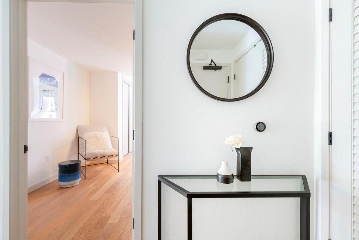 2Br Hollywood Luxurious Condo Los Angeles Exterior photo