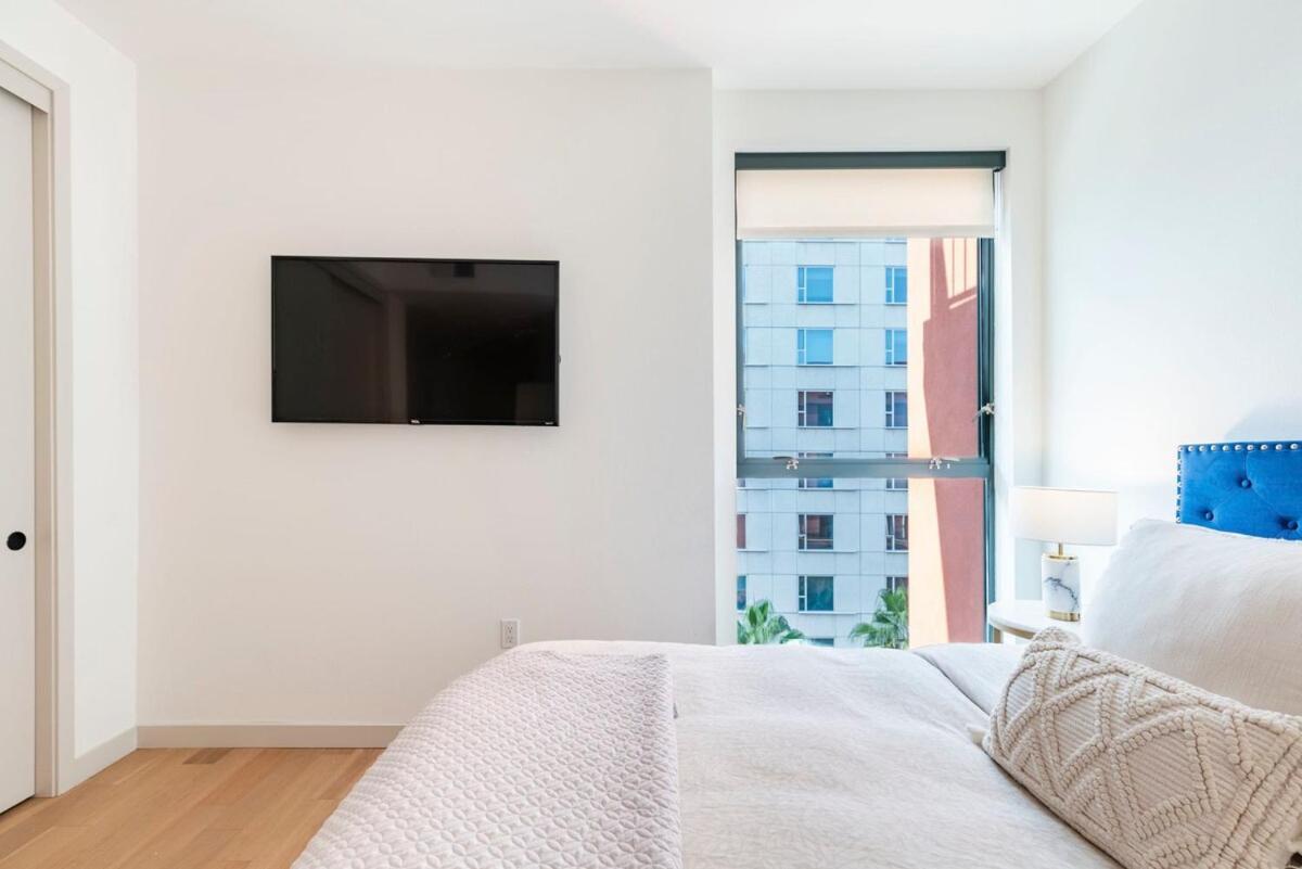 2Br Hollywood Luxurious Condo Los Angeles Exterior photo